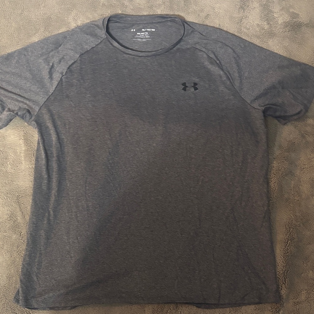 XL Under Armour Workout Shirt
